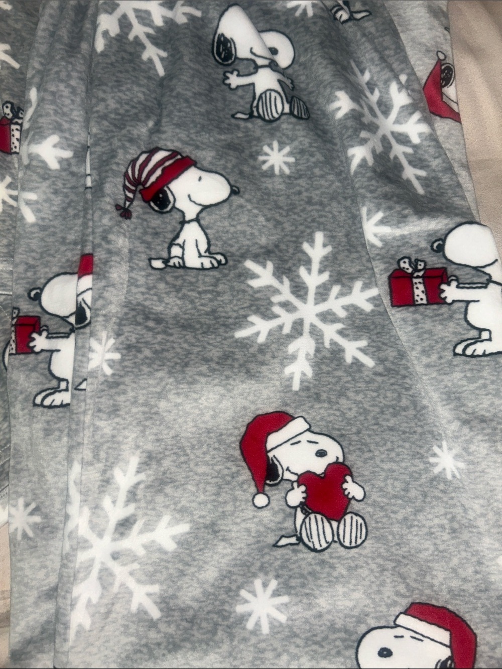 munki munki Grey Snoopy Holiday Pajama Set with Red Accents- - Picture 3 of 3